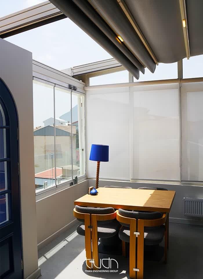 movable roof of the roof garden in aparteman