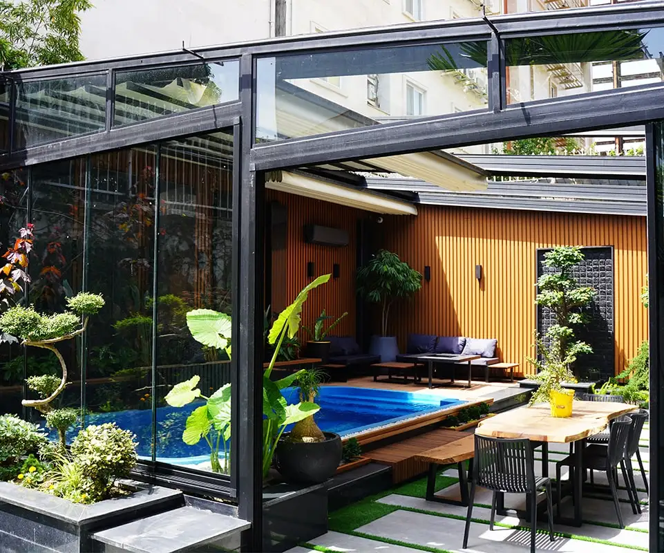 سقف متحرک برای حیاط