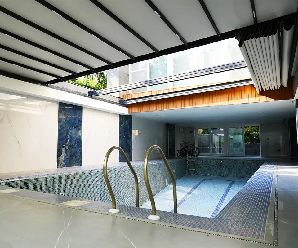 سقف جمع شونده با نور پردازی