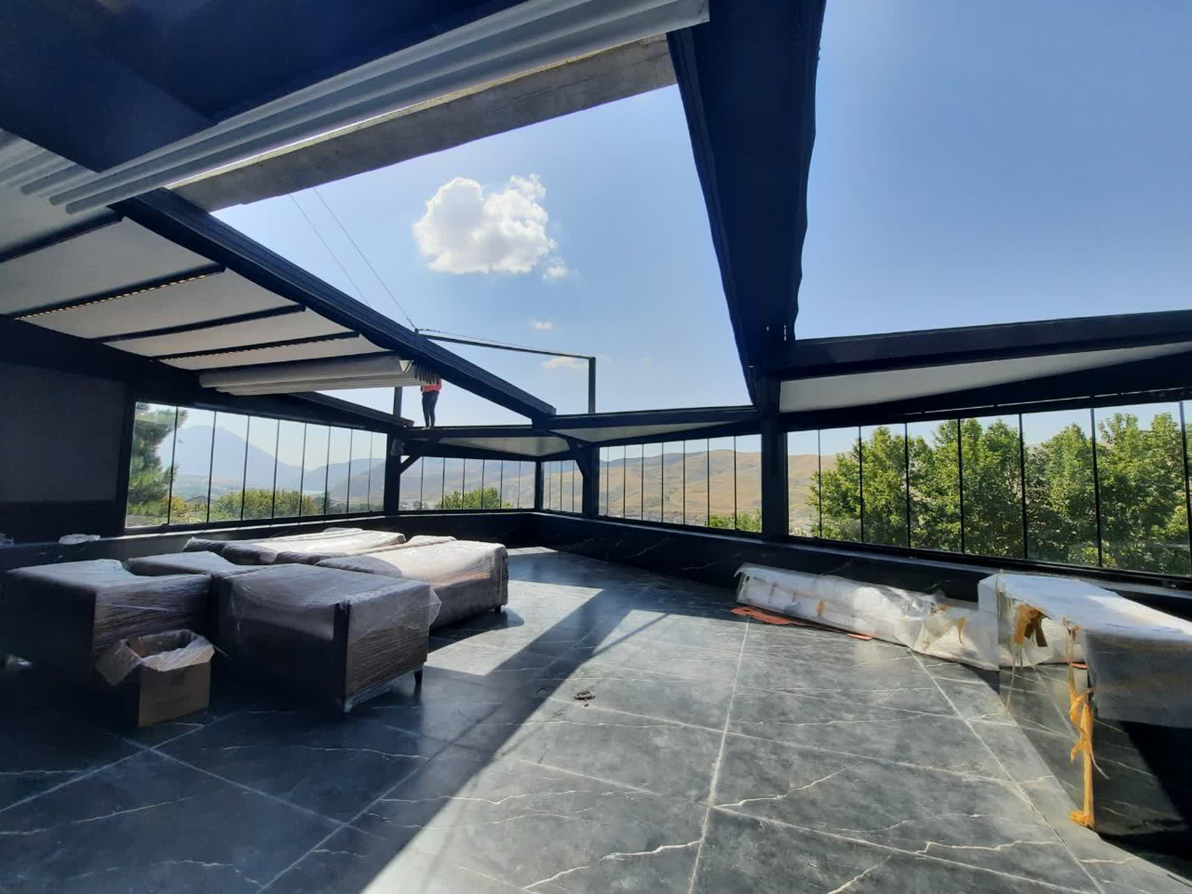 Balcony glass (2)